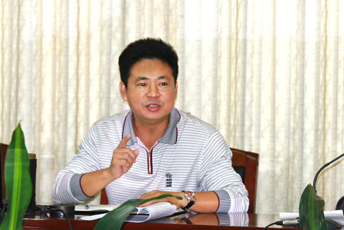 副院长陈某的最新动态与影响力探究，角色与成就分析